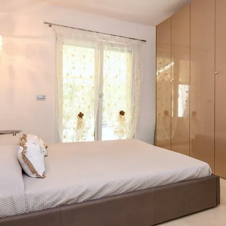 Apartment The Dream House *